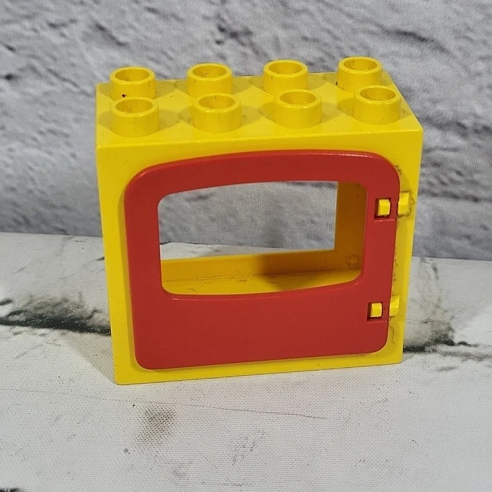 Vintage Lego Duplo Chunky Blocky Figures Lot Police Chief Truck Van Wagon Window